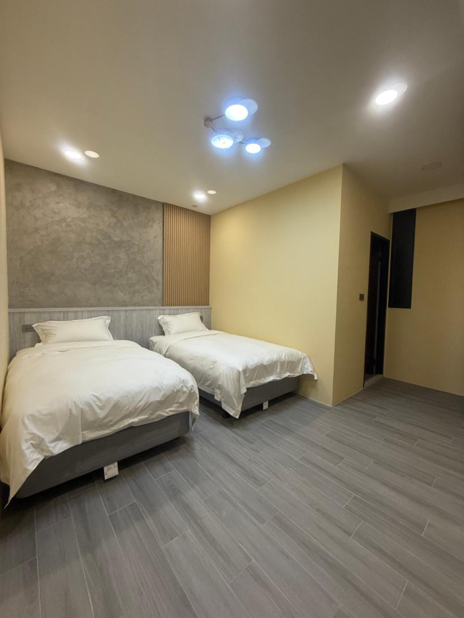 Fall In Love Karuizawa Hostel ผูหลี่ ภายนอก รูปภาพ