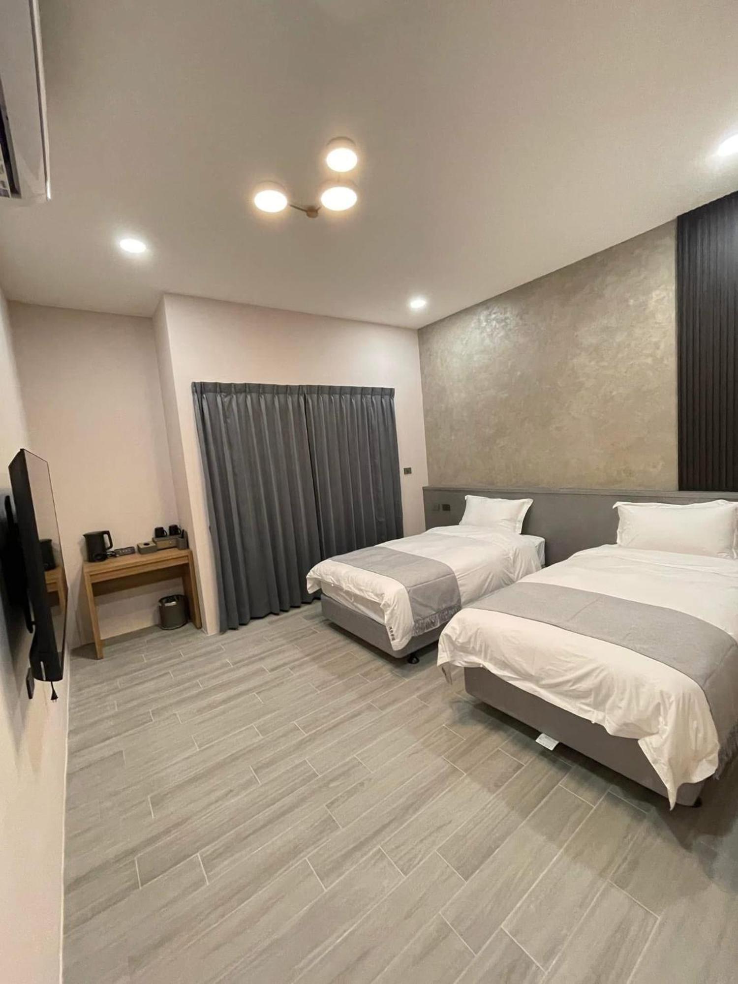 Fall In Love Karuizawa Hostel ผูหลี่ ภายนอก รูปภาพ