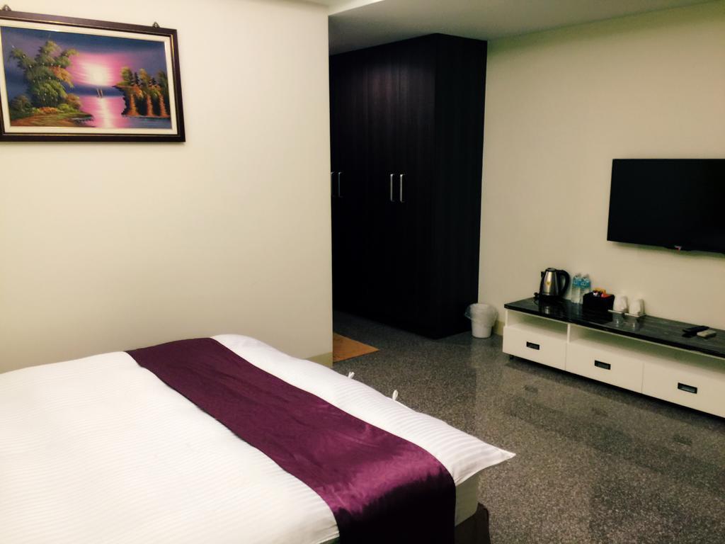 Fall In Love Karuizawa Hostel ผูหลี่ ภายนอก รูปภาพ