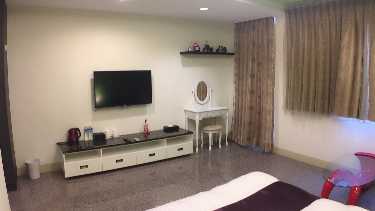 Fall In Love Karuizawa Hostel ผูหลี่ ภายนอก รูปภาพ